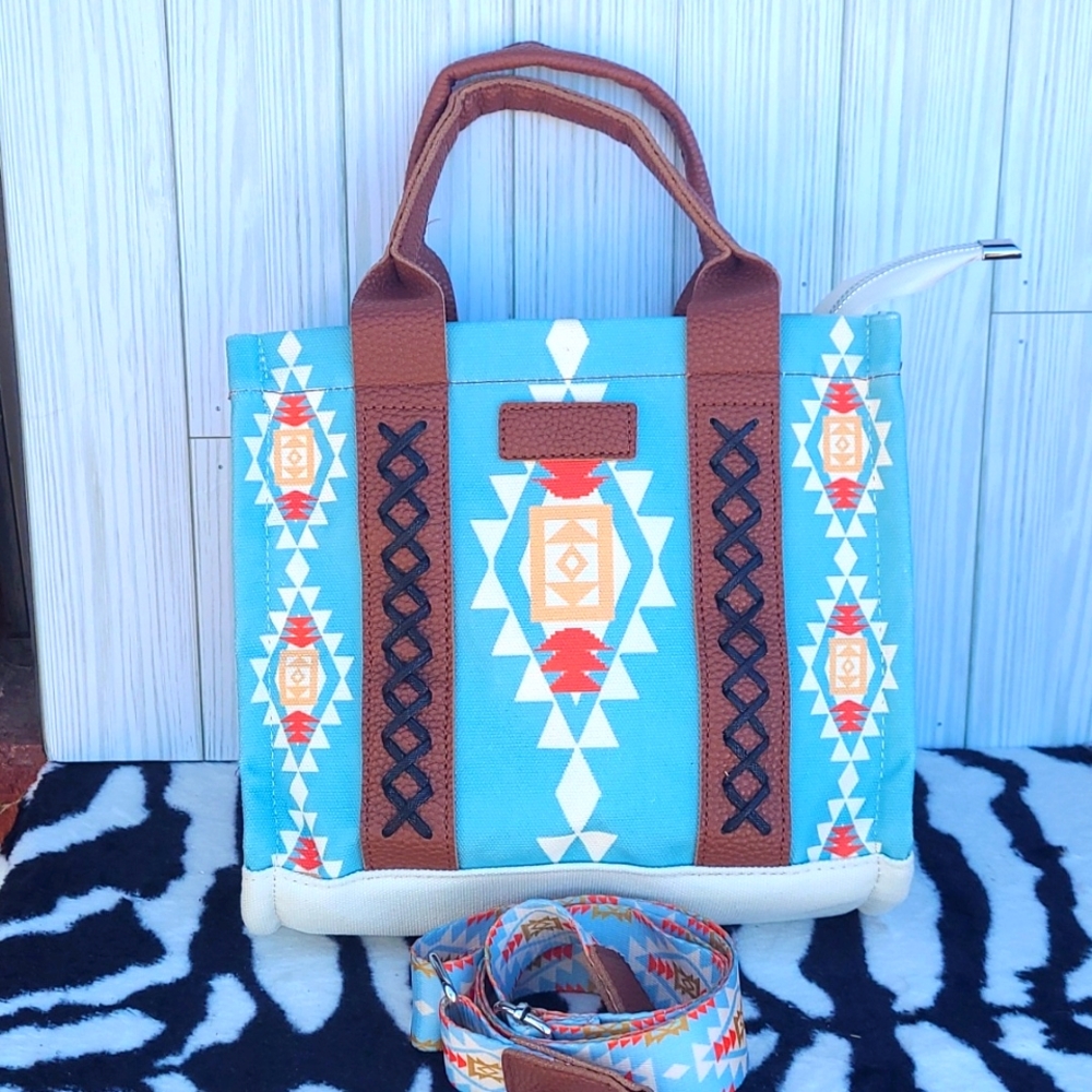 NWOT Imitation Wrangler purse